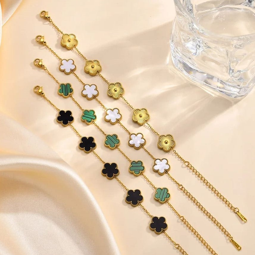 Vierblättriges Kleeblatt-Armband in Gold